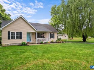 2039 Howardsville Tpke, Stuarts Draft, VA 24477