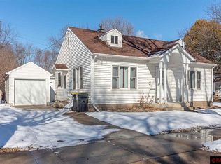608 Park Ave, North Mankato, MN 56003