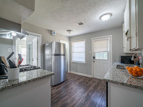 2nd image of 7237 Boggess Rd