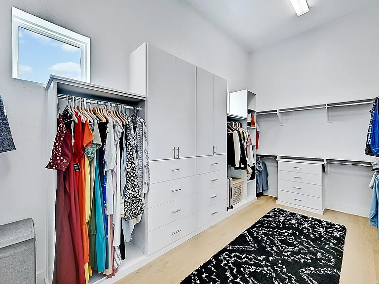 7329 Cordoba Dr — Photo 20