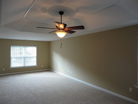 5th image of 508 Kingsmoor Dr