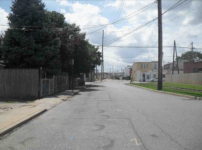 2nd image of 4 E 4th St