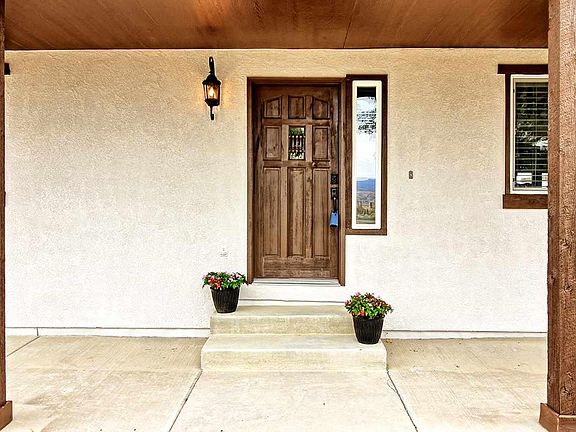 2nd image of 110 Desert Vista Ct