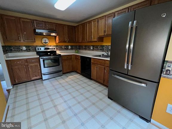 4th image of 3039 Braxton Wood Ct
