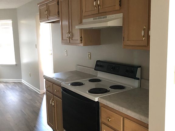 4th image of 1434 Greencliff Dr