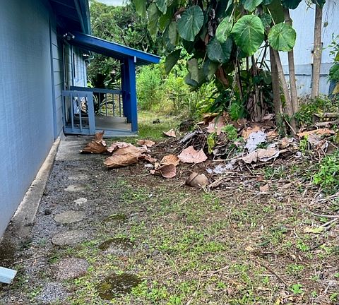 Front Door to Studio - w/Lanai