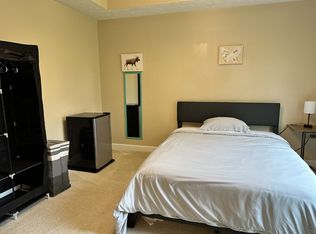 323 Fox Hill Rd #2, Hampton, VA 23669