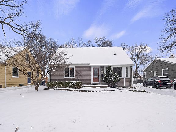 2nd image of 1002 Catalpa Dr