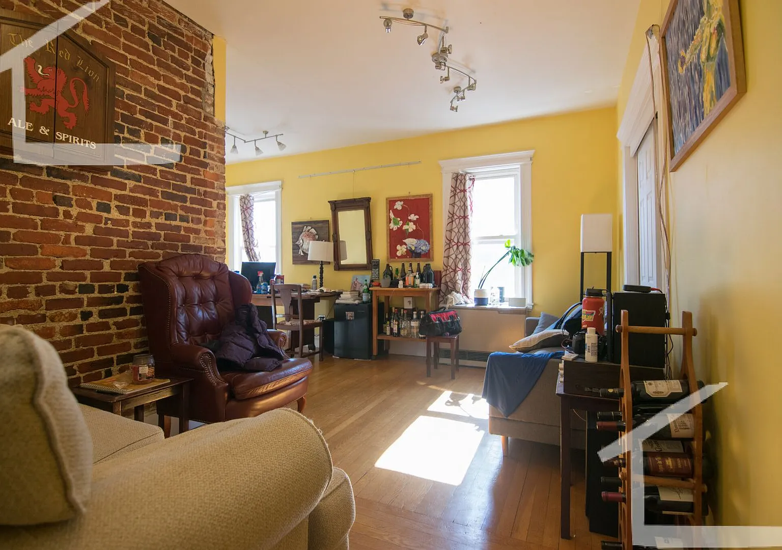 227 Harvard St — Photo 3