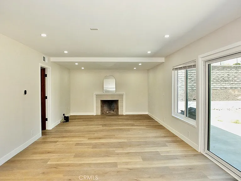 652 Margo Ave — Photo 12