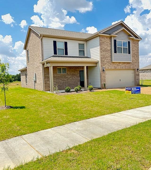 1st image of 210 Daisy Dr
