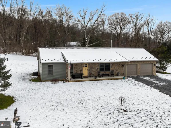 41 Mahanoy Ridge Rd, Elliottsburg, PA 17024