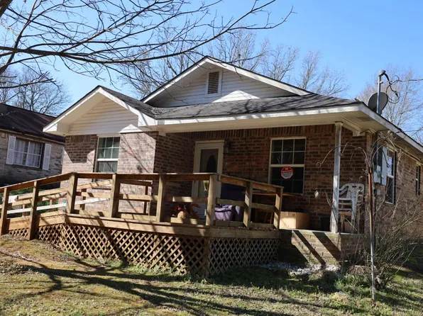 1515 Evans St, Marshall, TX 75670