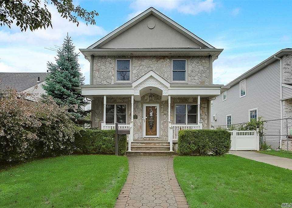 1st image of 860 Bryant Ave