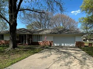 403 Fireside Dr, Arma, KS 66712