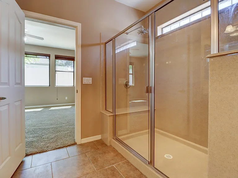 2905 Leonita Ct — Photo 21