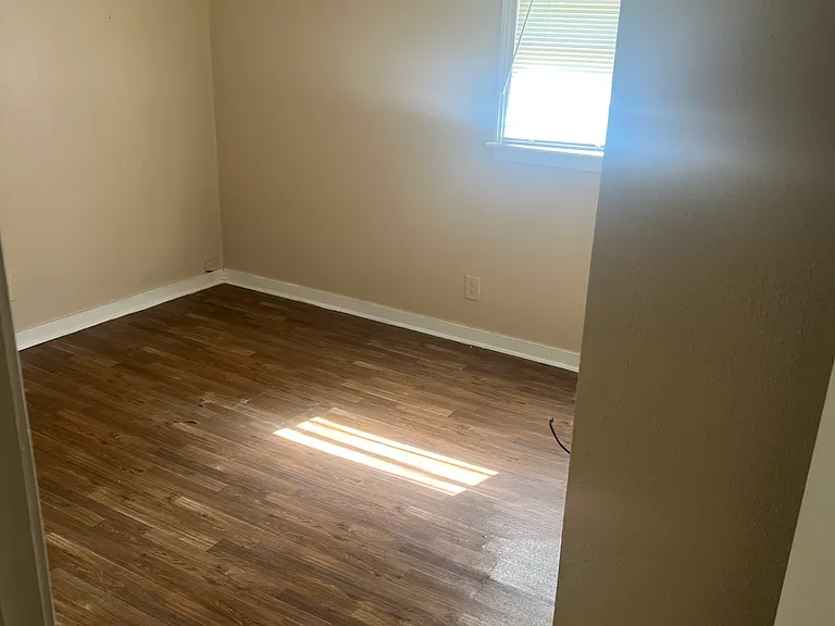 3133 Monticello Dr — Photo 8
