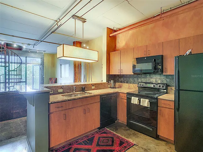 10 N Summerlin Ave #30 — Photo 21