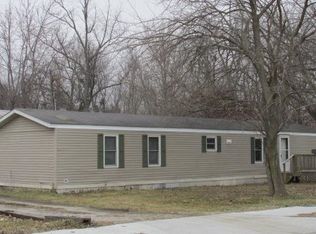 629 W 8th St, Mount Vernon, IN 47620