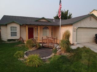 182 E Snowy Owl St, Kuna, ID 83634