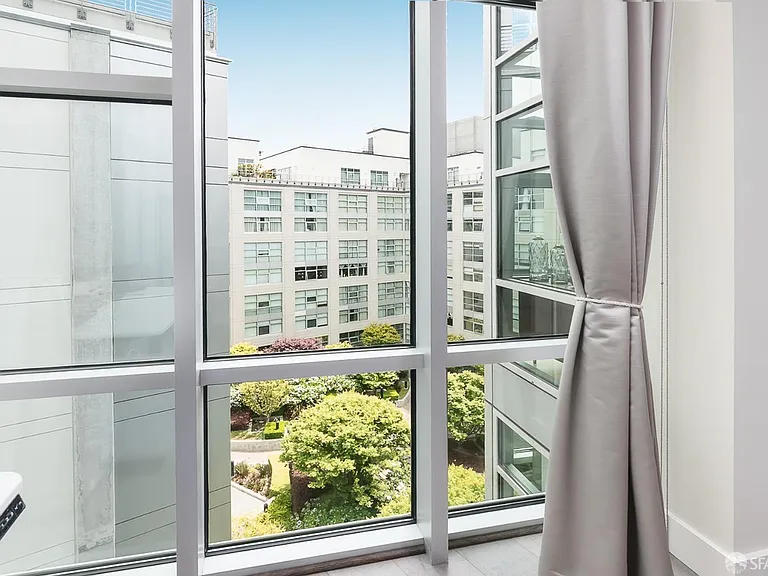 200 Brannan St #405 — Photo 9