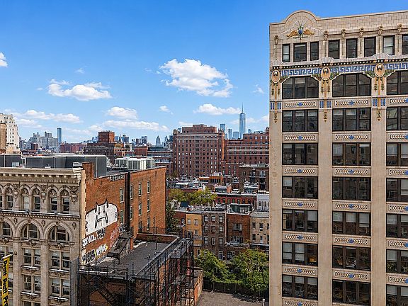 4th image of 77 7th Ave APT 12P