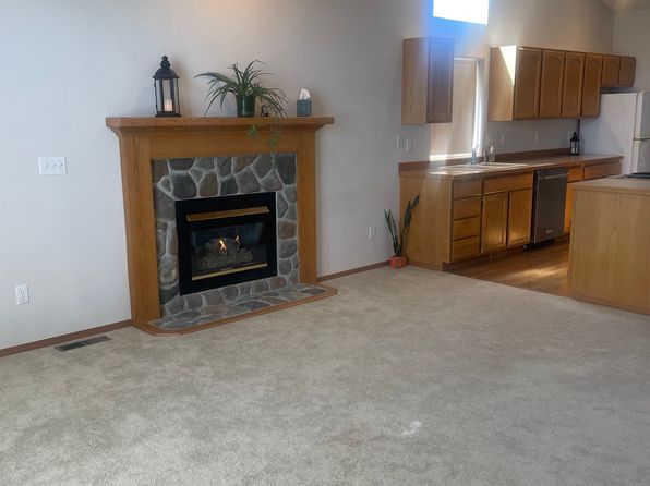 2 N 74th Ave