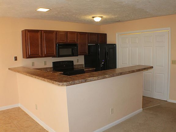 5th image of 6768 Willowbrook Dr APT 3