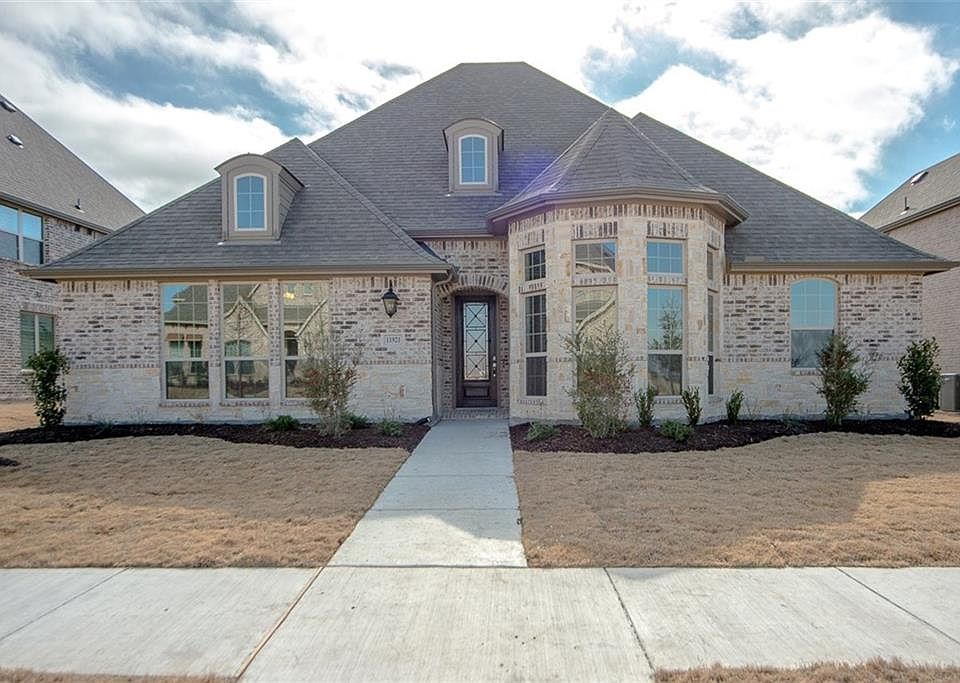 1st image of 11921 Curry Creek Dr