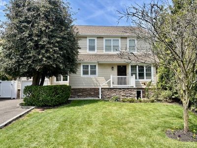 285 Broadway Greenlawn, Huntington, NY, 11743