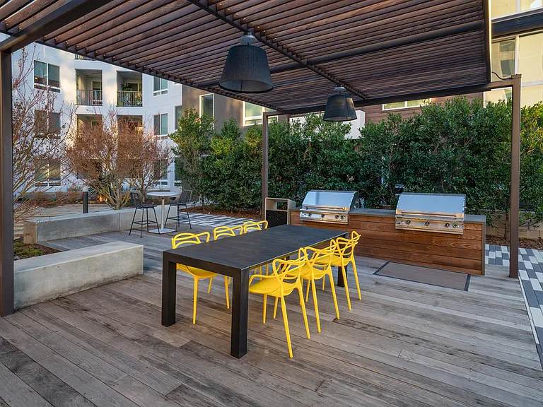 The Harlowe — Photo 9