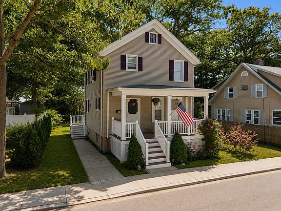2nd image of 253 Garden St