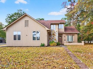 1618 Woodland Ct SW, Ocean Isle Beach, NC 28469