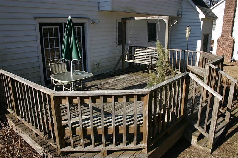 1st image of 707 Lancelot Dr