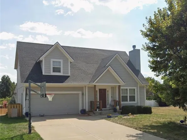 20565 W 220th Ter, Spring Hill, KS 66083