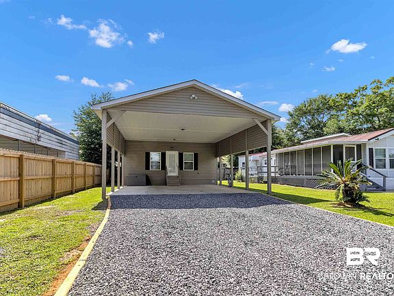 2nd image of 121 Horn Dr