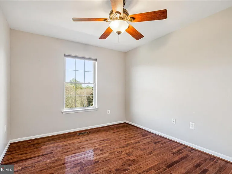 2442 Rippling Brook Rd — Photo 23