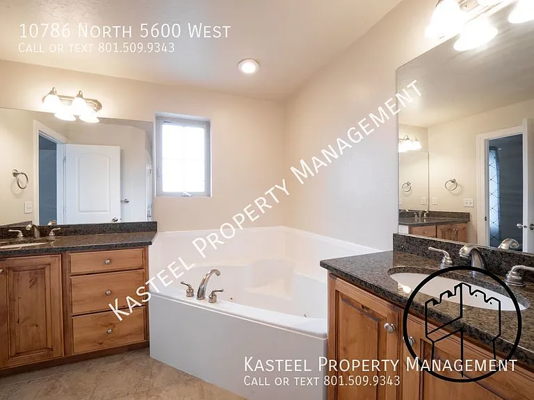 10786 N 5600 W — Photo 14