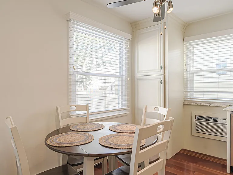 9506 Ventnor Ave #7 — Photo 9