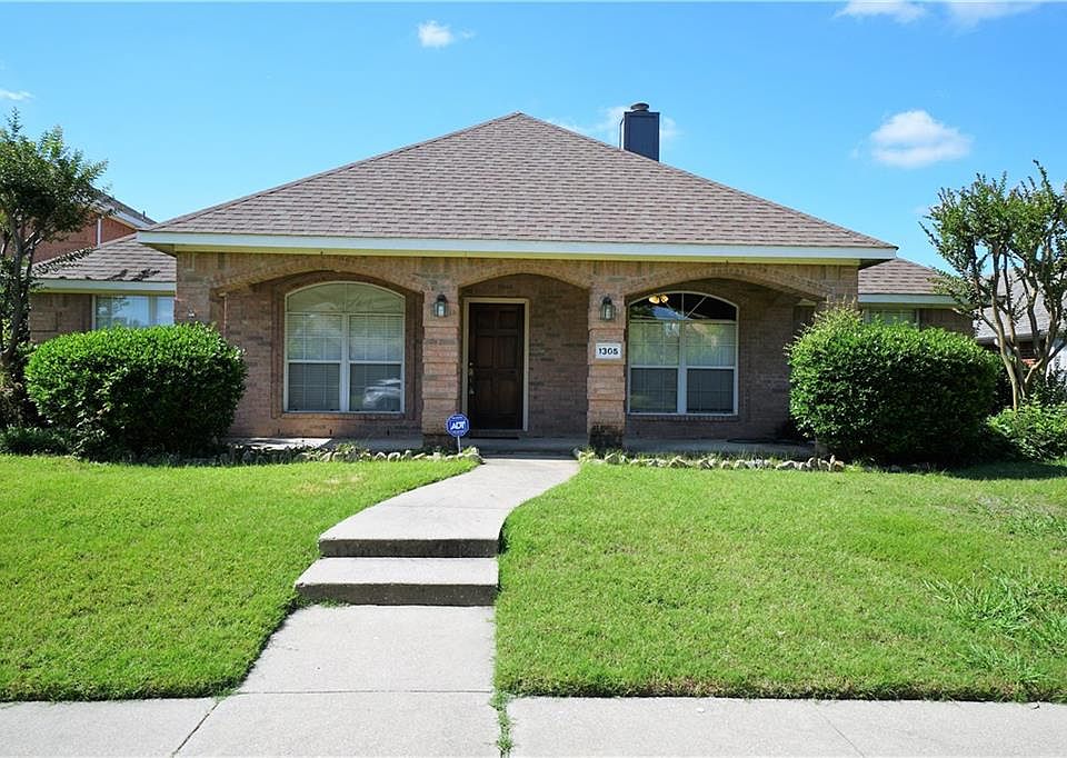 1st image of 1305 Canterbury Ct