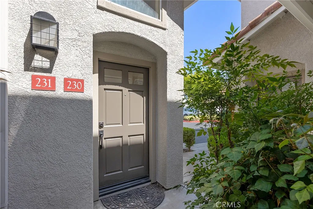 2 bed, 1186 sqft, $3,500 — Photo 4