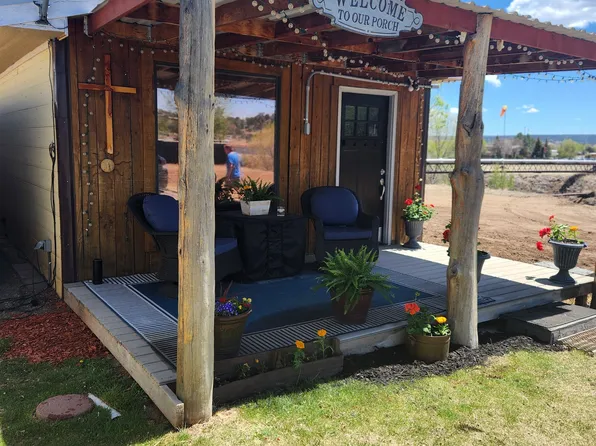 122 Island Dr, Capitan, NM 88316