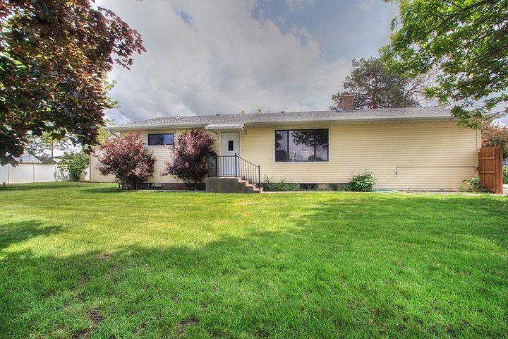 1st image of 126 Longview Dr