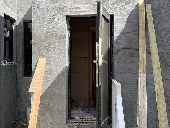 3rd image of 730 14th Pl #11