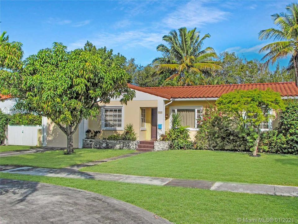 1st image of 125 NE 104th St
