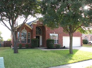 820 Dawnlight Dr, Denton, TX 76210