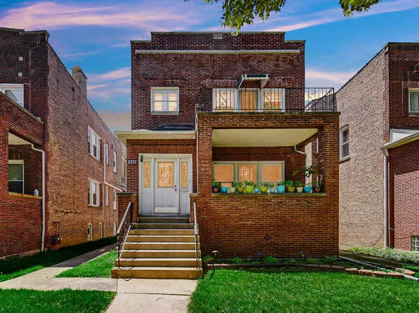 5233 W Cullom Ave #2, Chicago, IL 60641