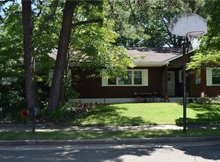 13 Rosewood Ln, Monroe Township, NJ