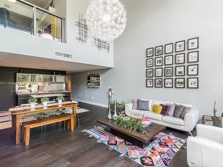 6000 Collins Ave #310 — Photo 8