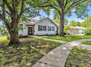7802 Eby St #4, Overland Park, KS 66204